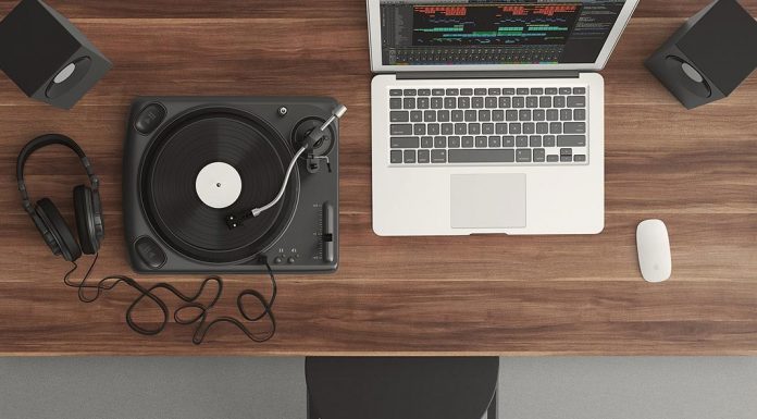 Designer fashion show kicks off Variety Week